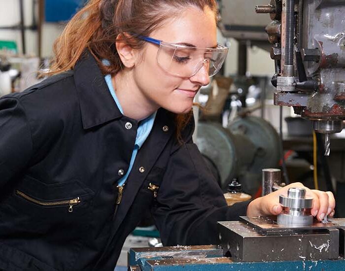 Engineering Manufacturing Technician